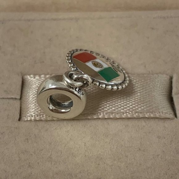 Pandora mexico flag charm - Picture 4 of 6